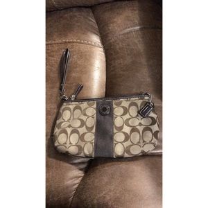 REAL Coach Wristlet EUC!